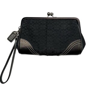 Coach Vintage Soho Signature Jacquard KissLock Wristlet